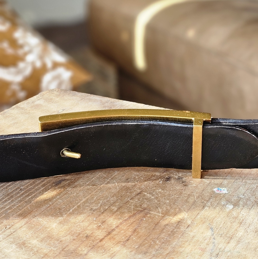 Judith Leiber Vintage Black Leather Belt With Gold Accents - Picture 3 of 9